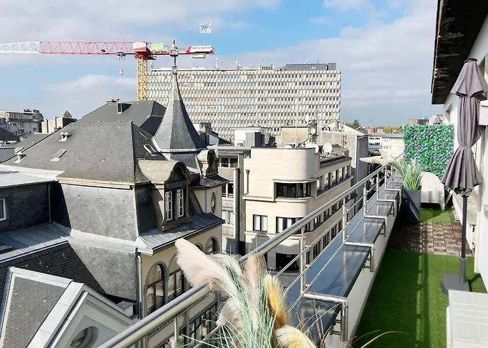 Unique Penthouse Knight Philippe Ii Von Habsburg 아파트 *