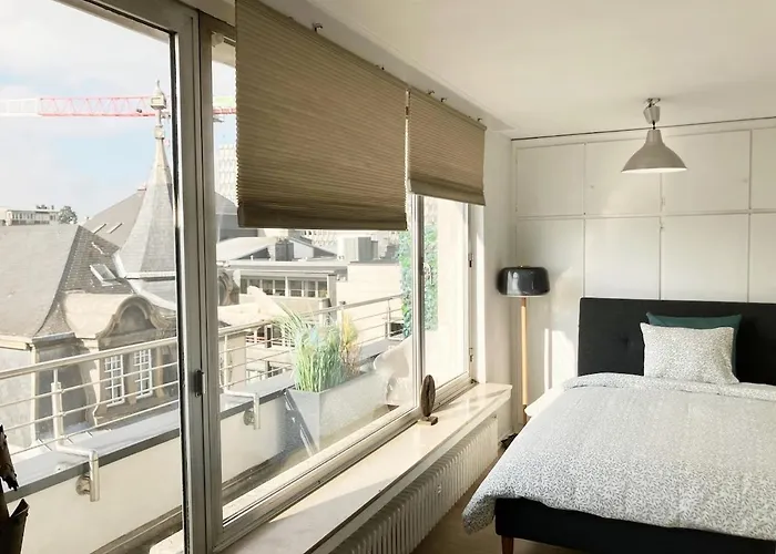 Unique Penthouse Knight Philippe Ii Von Habsburg *